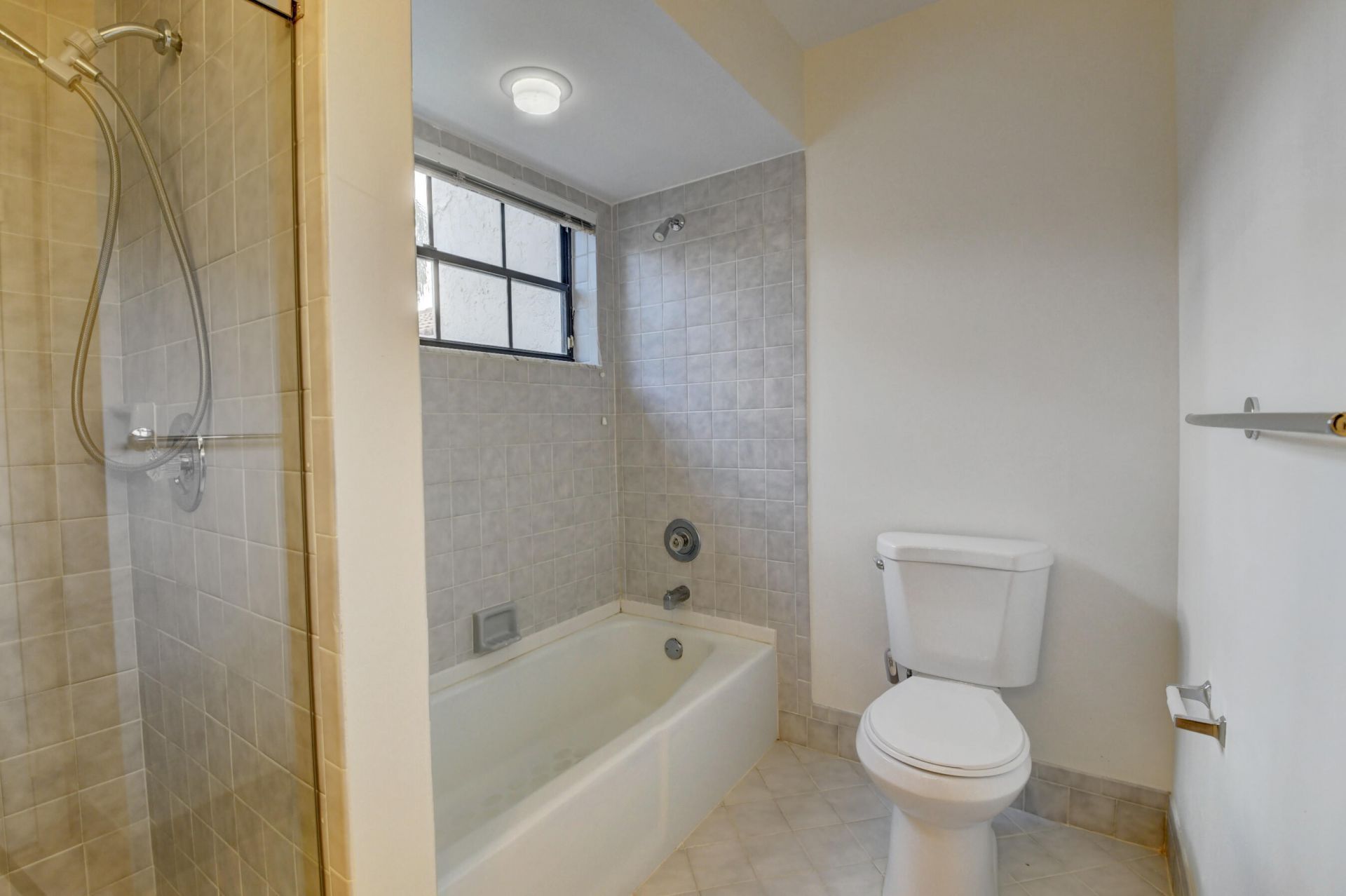 8644 Eagle Run Drive, Unit 18, Boca Raton, FL 33434 Photo