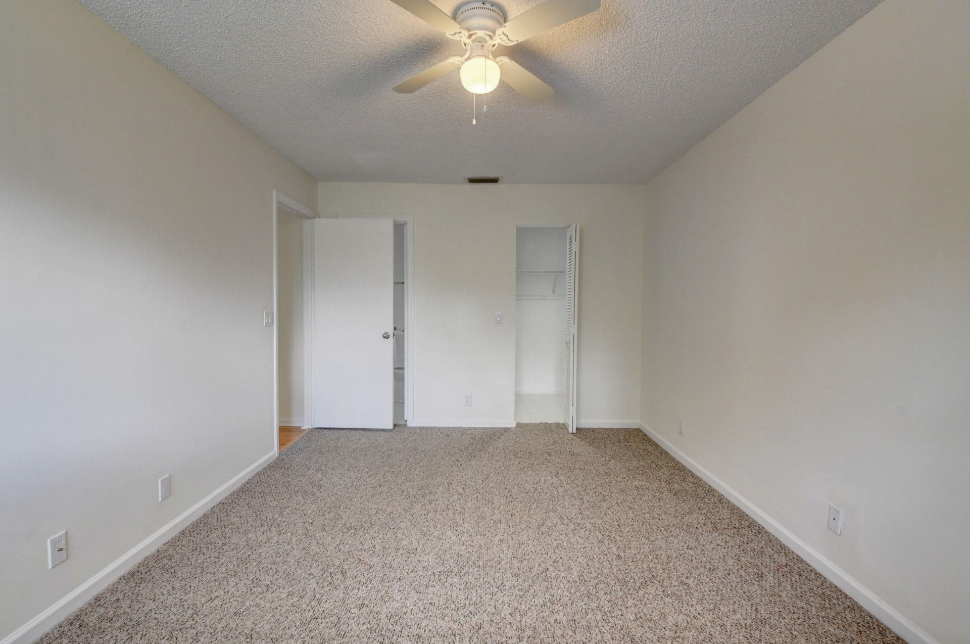 8644 Eagle Run Drive, Unit 18, Boca Raton, FL 33434 Photo