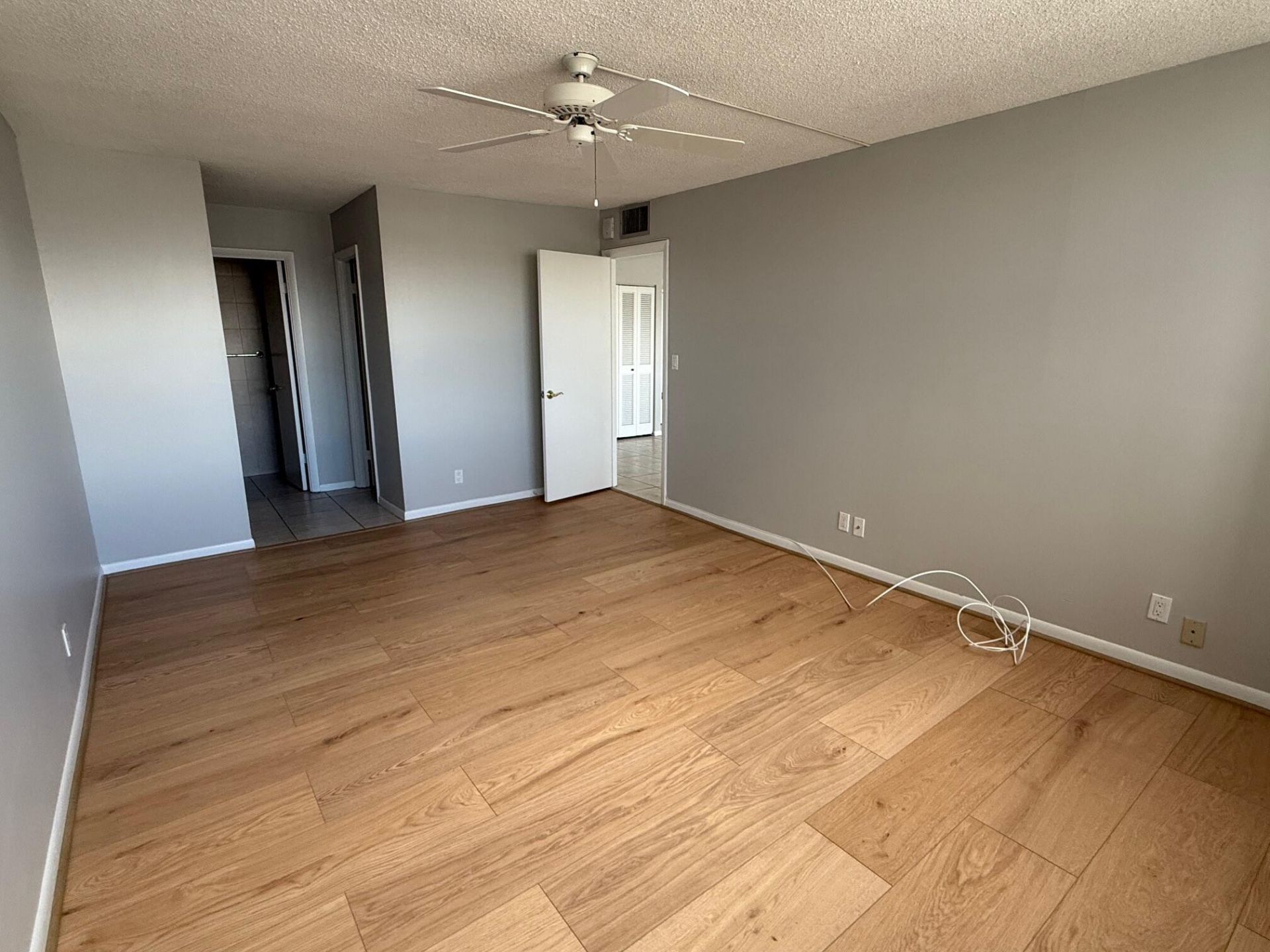 1236 Hillsboro Mile, Unit 508, Hillsboro Beach, FL 33062 Photo