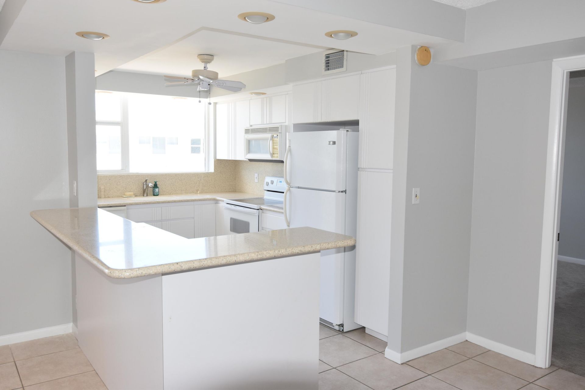 1236 Hillsboro Mile, Unit 508, Hillsboro Beach, FL 33062 Photo