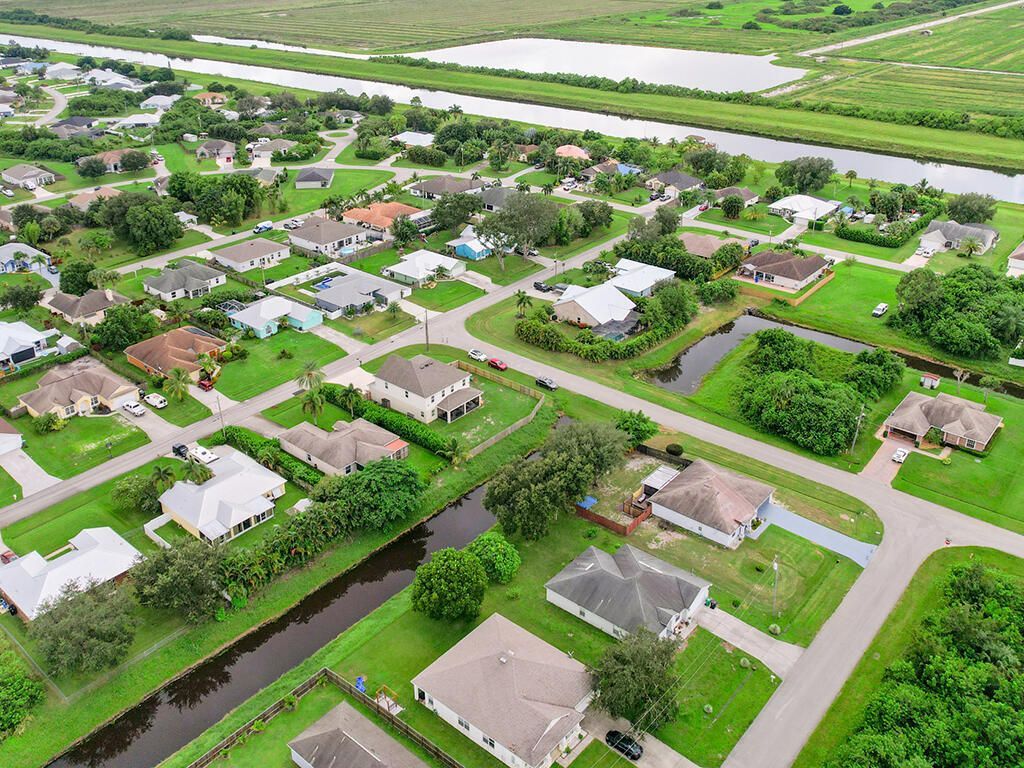 4662 SW Bradbury Street, Port Saint Lucie, FL 34953 Photo
