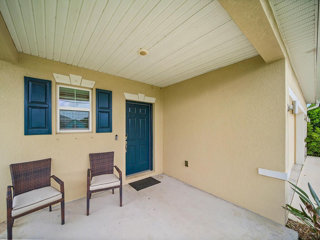 4662 SW Bradbury Street, Port Saint Lucie, FL 34953 Photo