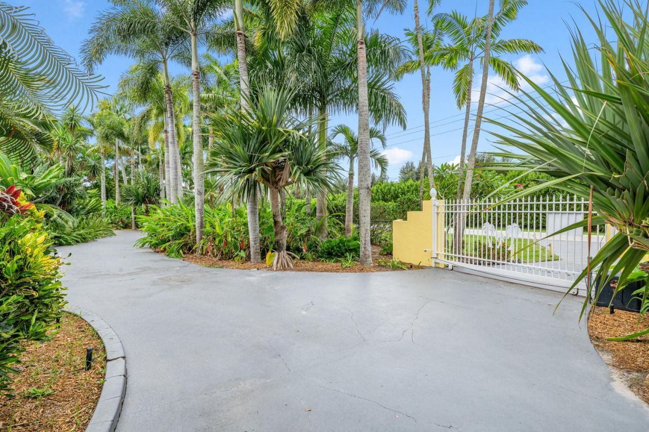 14423 Draft Horse Lane, Wellington, FL 33414 Photo