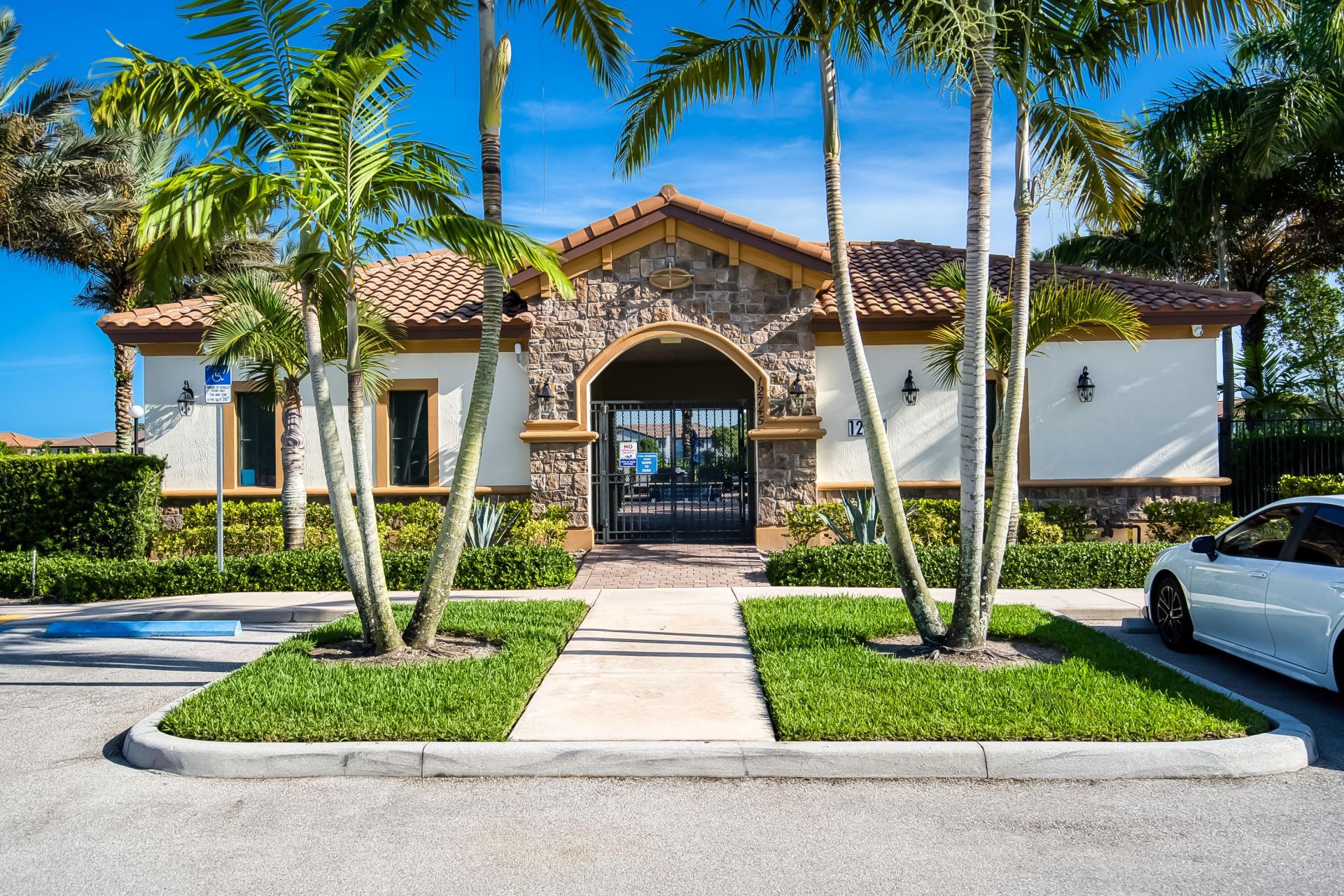 5323 Santa Maria Avenue, Boynton Beach, FL 33436 Photo