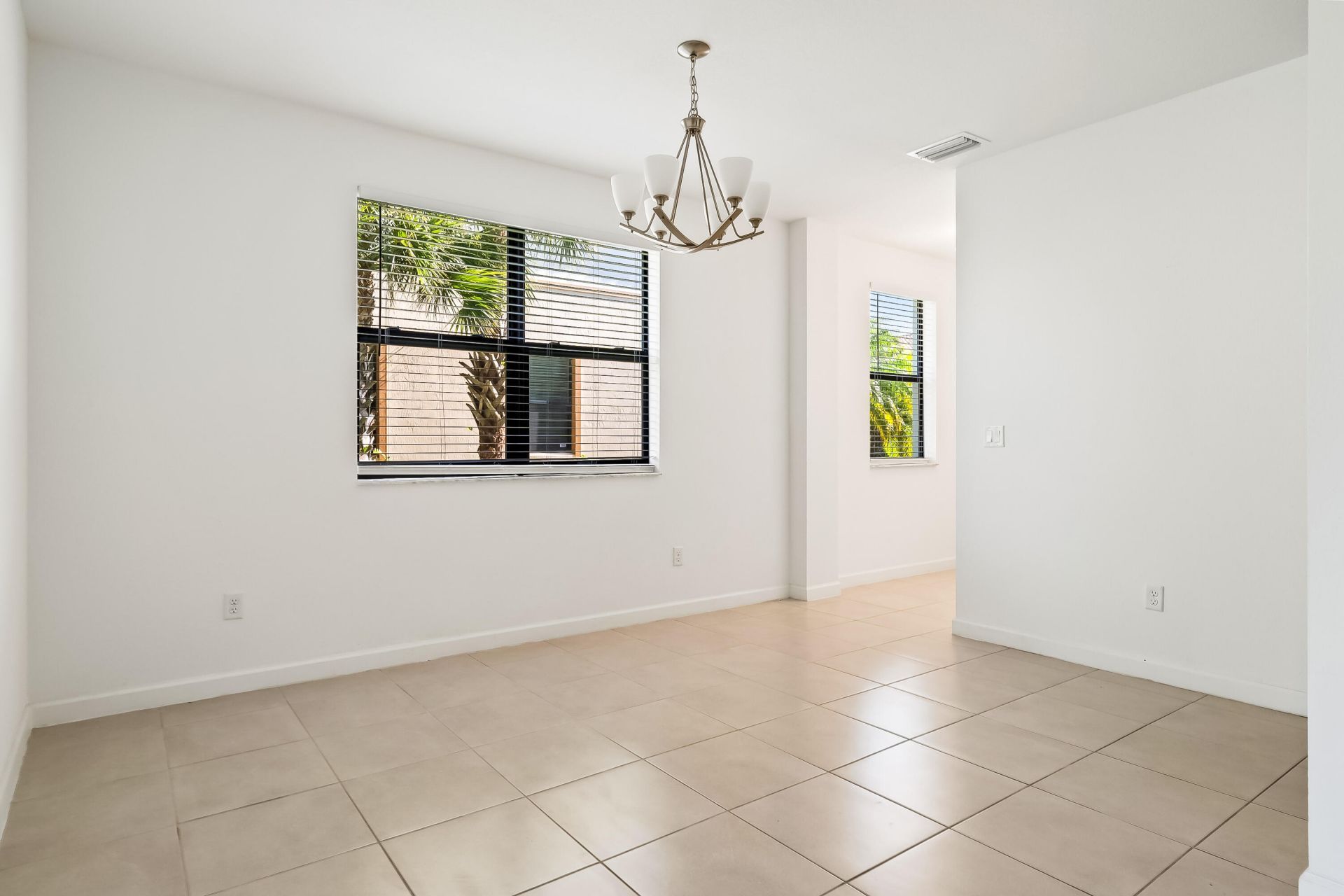 5323 Santa Maria Avenue, Boynton Beach, FL 33436 Photo