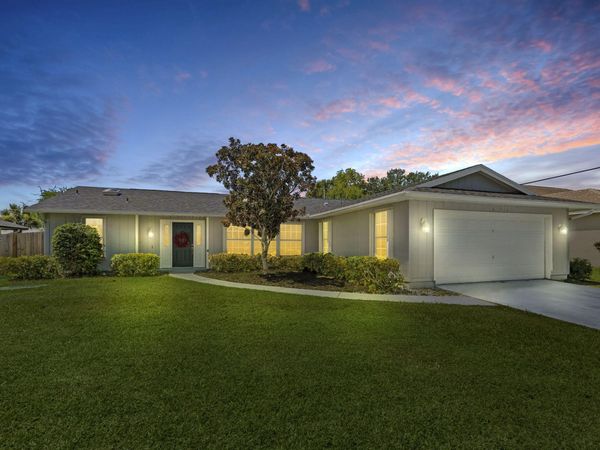1202 SE Mcfarlane, Port St. Lucie, FL 34952