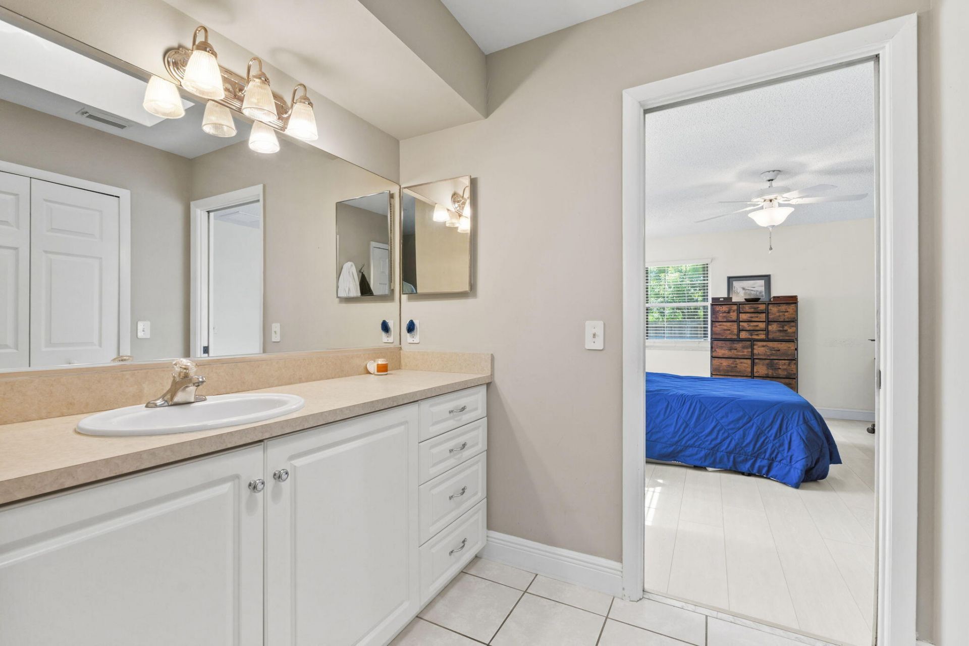 1202 SE Mcfarlane, Port Saint Lucie, FL 34952 Photo