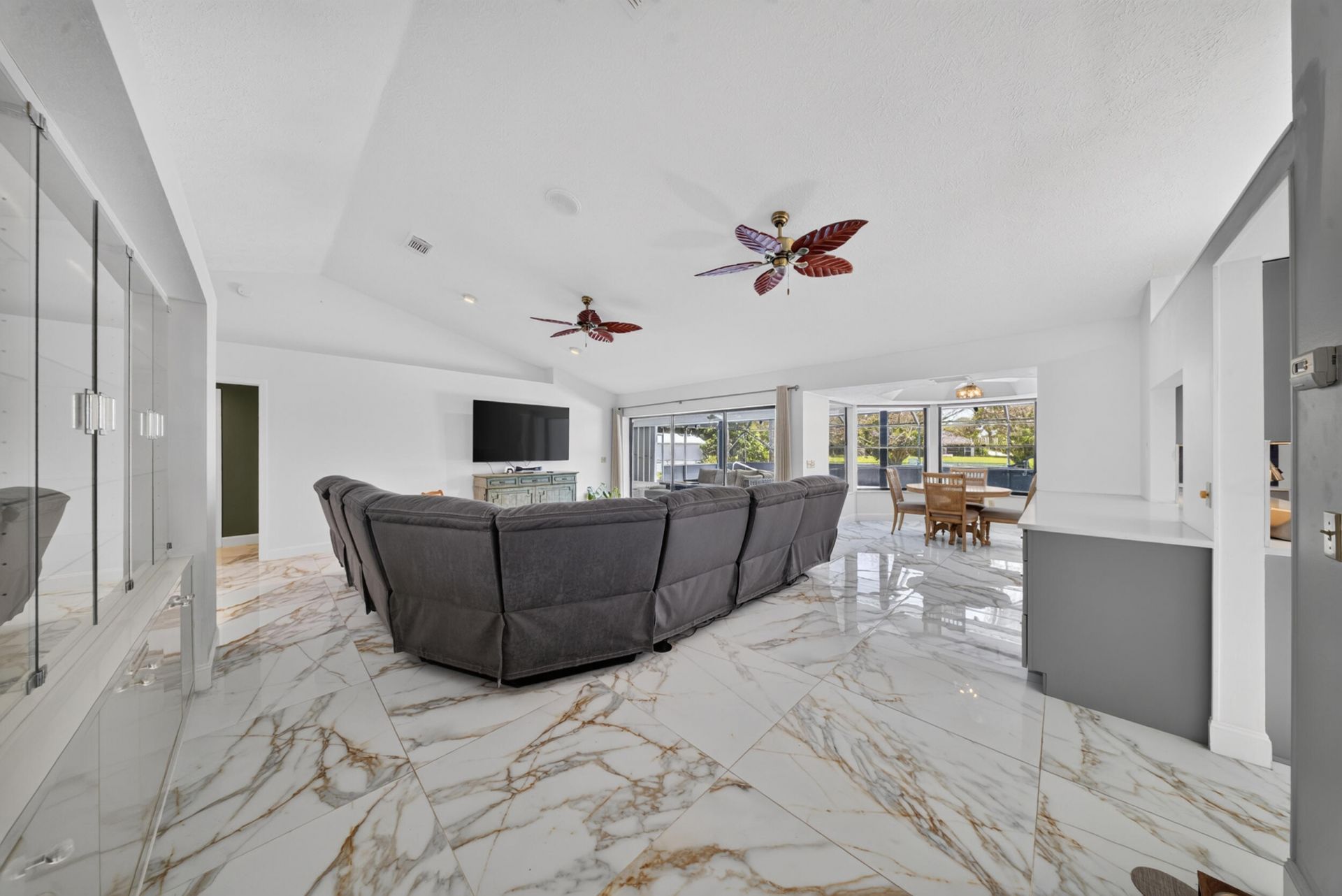 2092 SE Pyramid Road, Port Saint Lucie, FL 34952 Photo