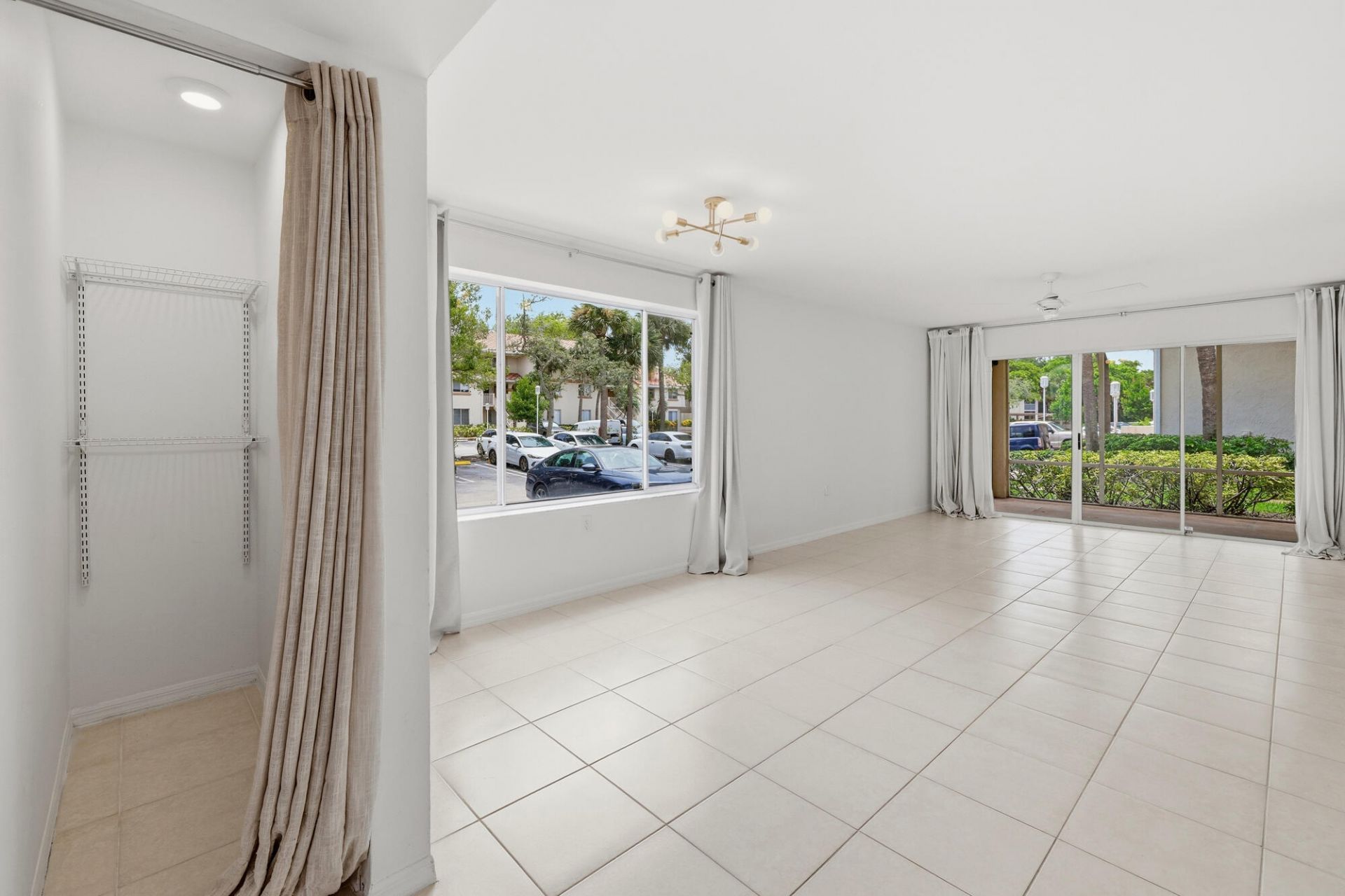 20101 Glenmoor Drive, West Palm Beach, FL 33409 Photo