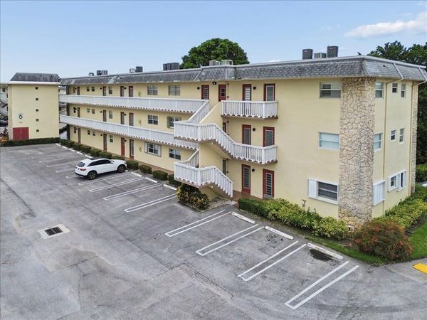 4321 NW 16TH Street, Unit C202, Lauderhill, FL 33313