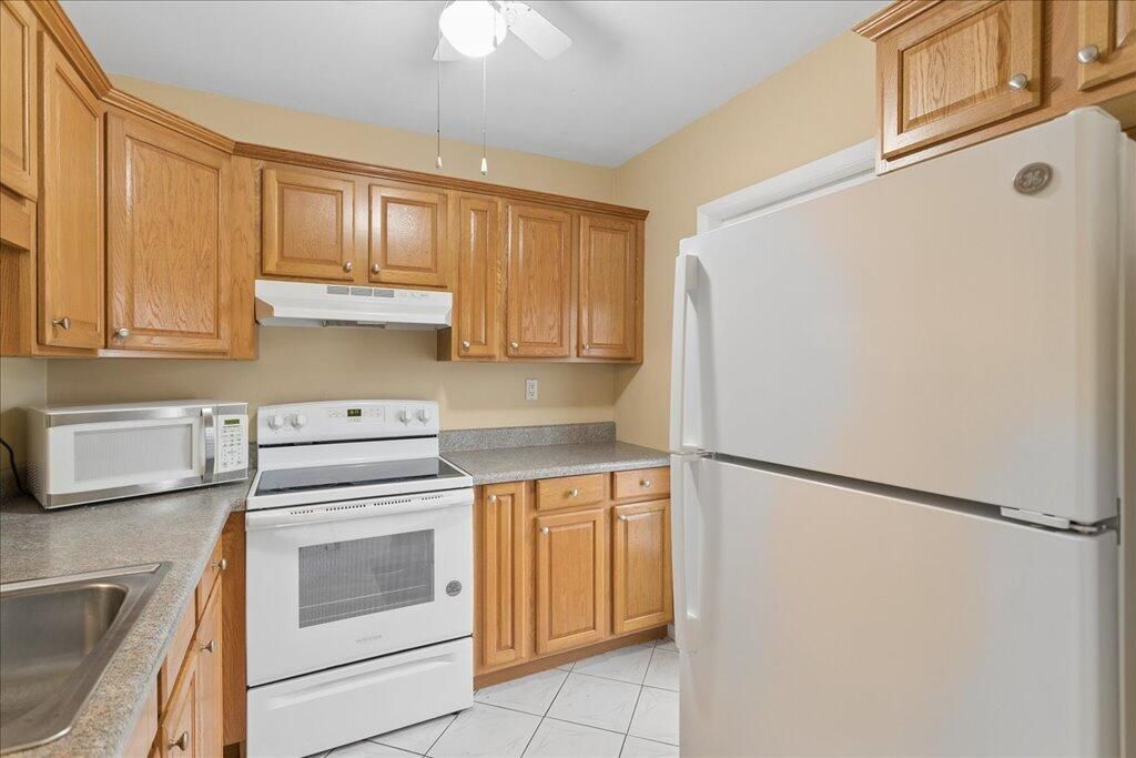 4321 NW 16th Street, Unit C202, Lauderhill, FL 33313 Photo