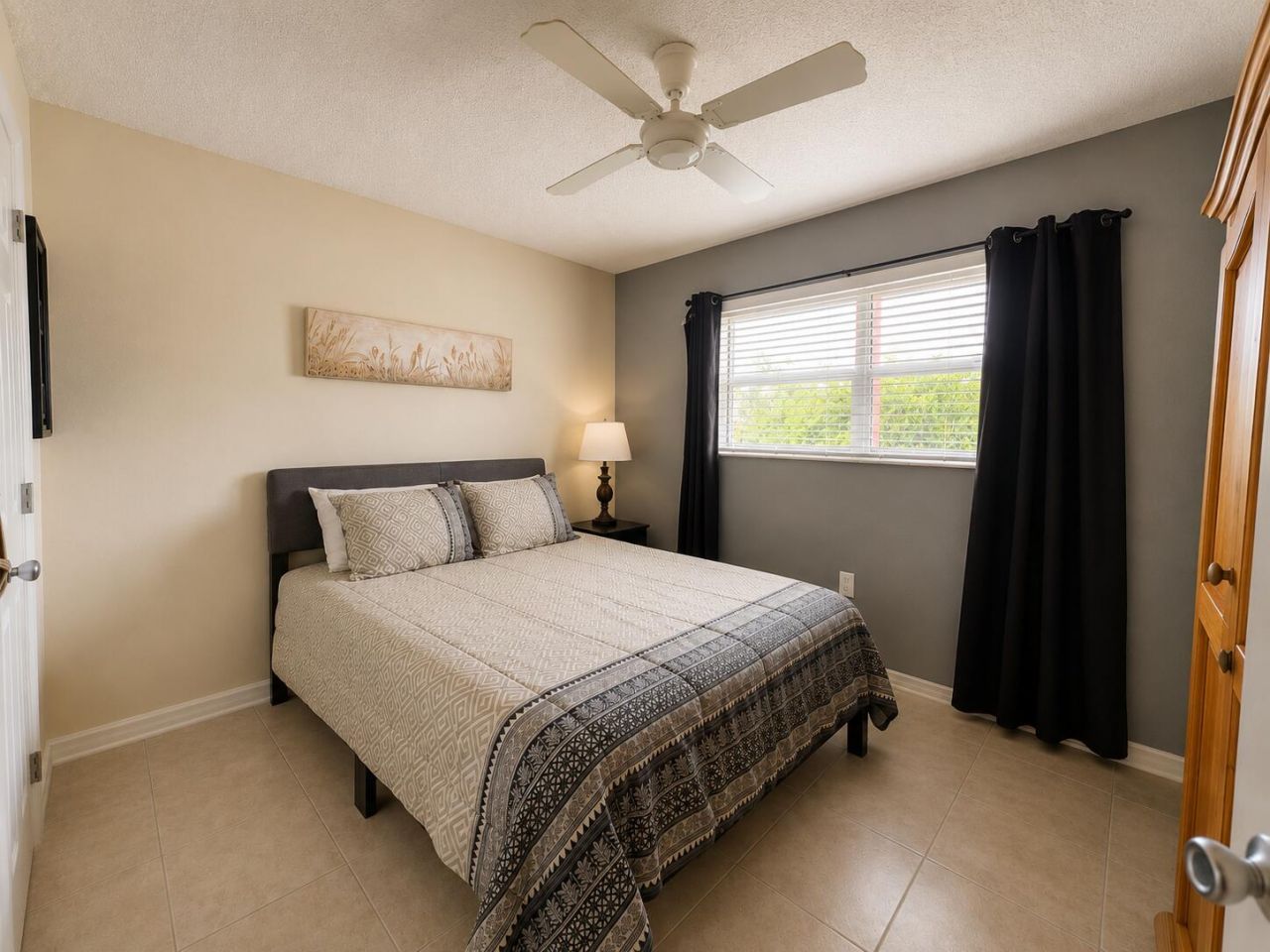 2651 Sunrise Lakes Drive E, Unit 310, Sunrise, FL 33322 Photo