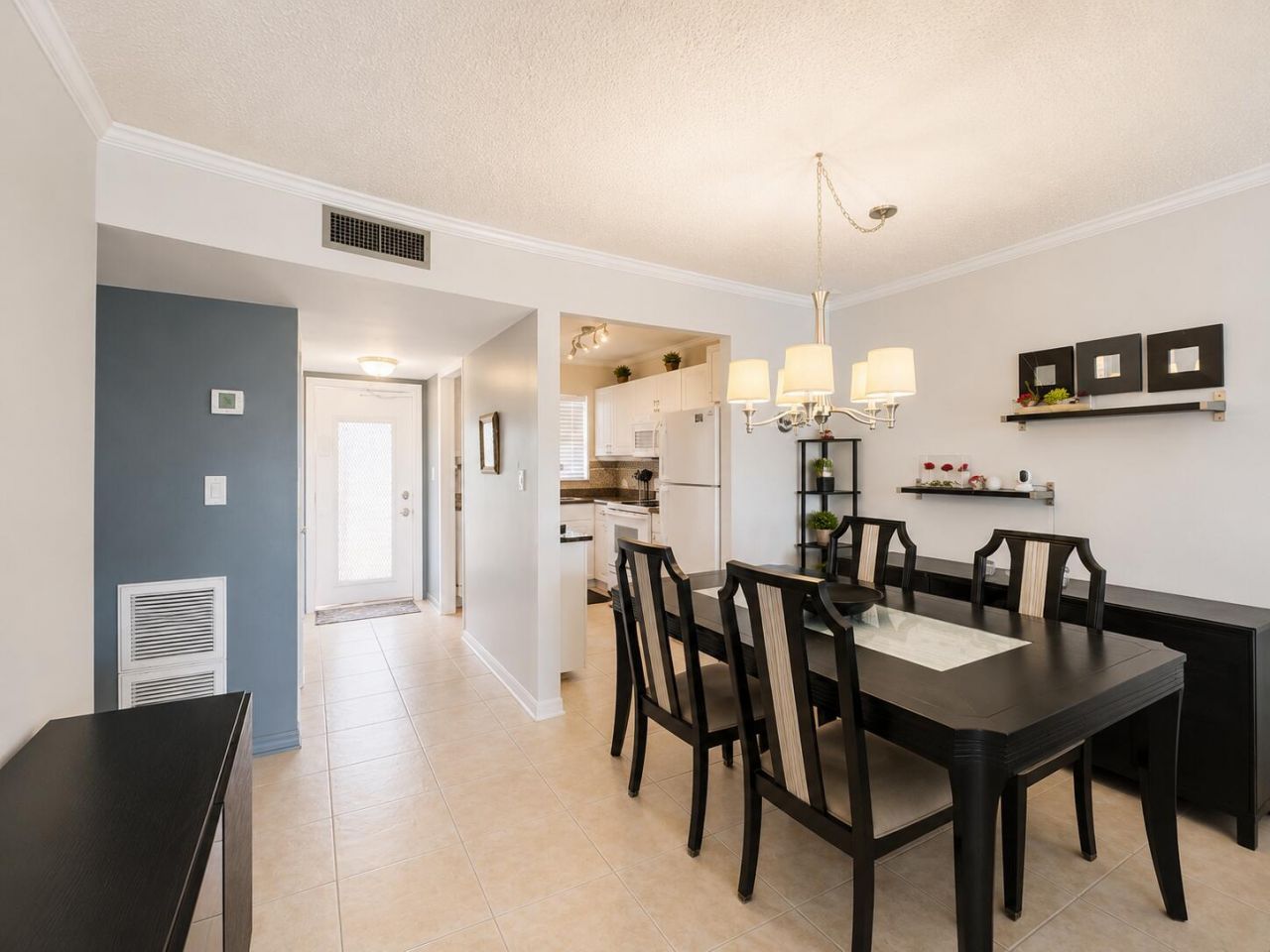 2651 Sunrise Lakes Drive E, Unit 310, Sunrise, FL 33322 Photo