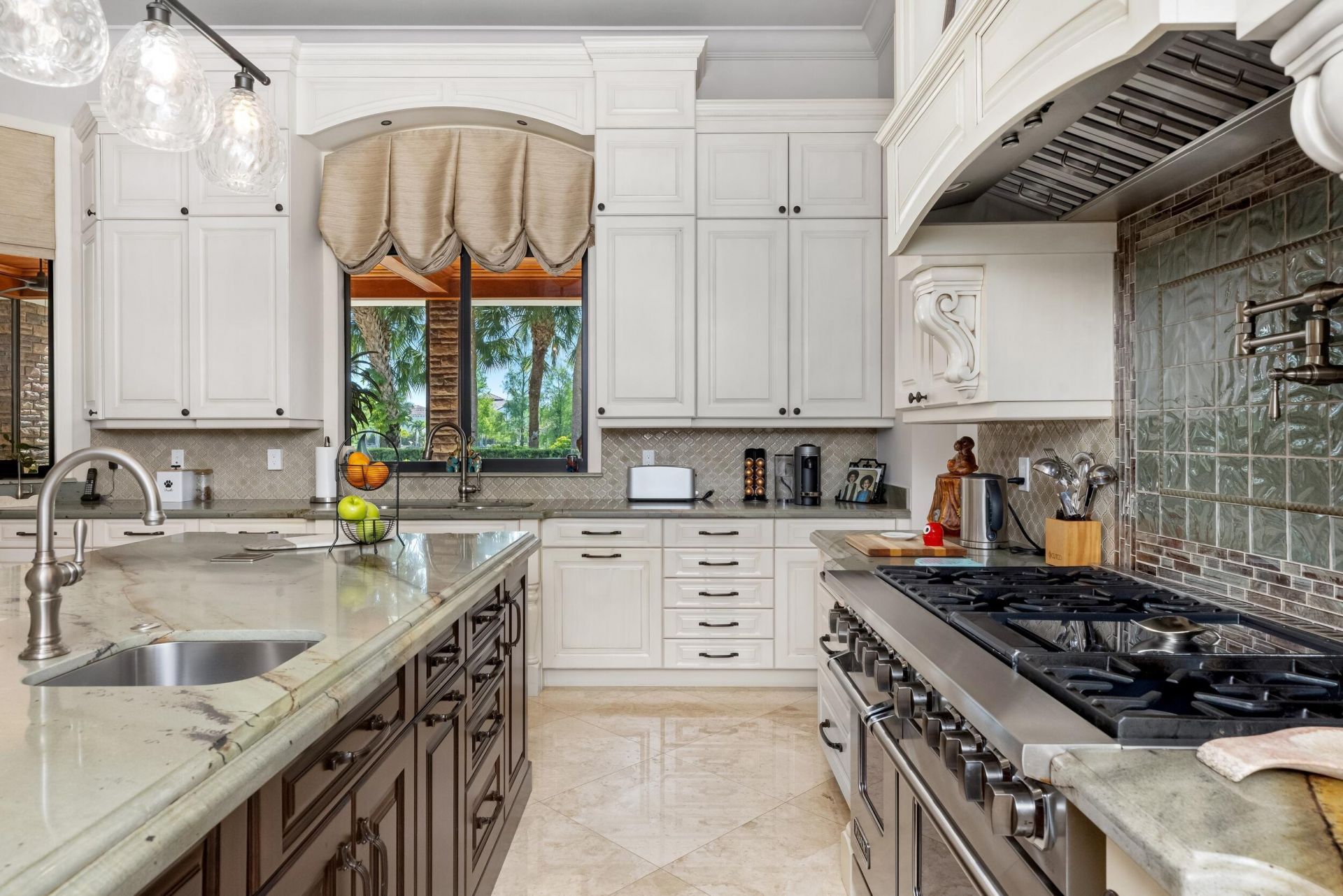 7242 Stonegate Boulevard, Parkland, FL 33076 Photo