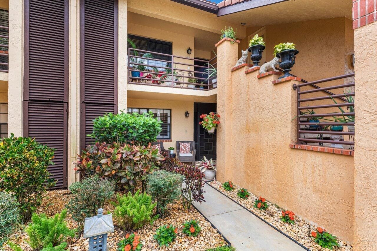 6368 Aspen Glen Circle, Boynton Beach, FL 33437 Photo