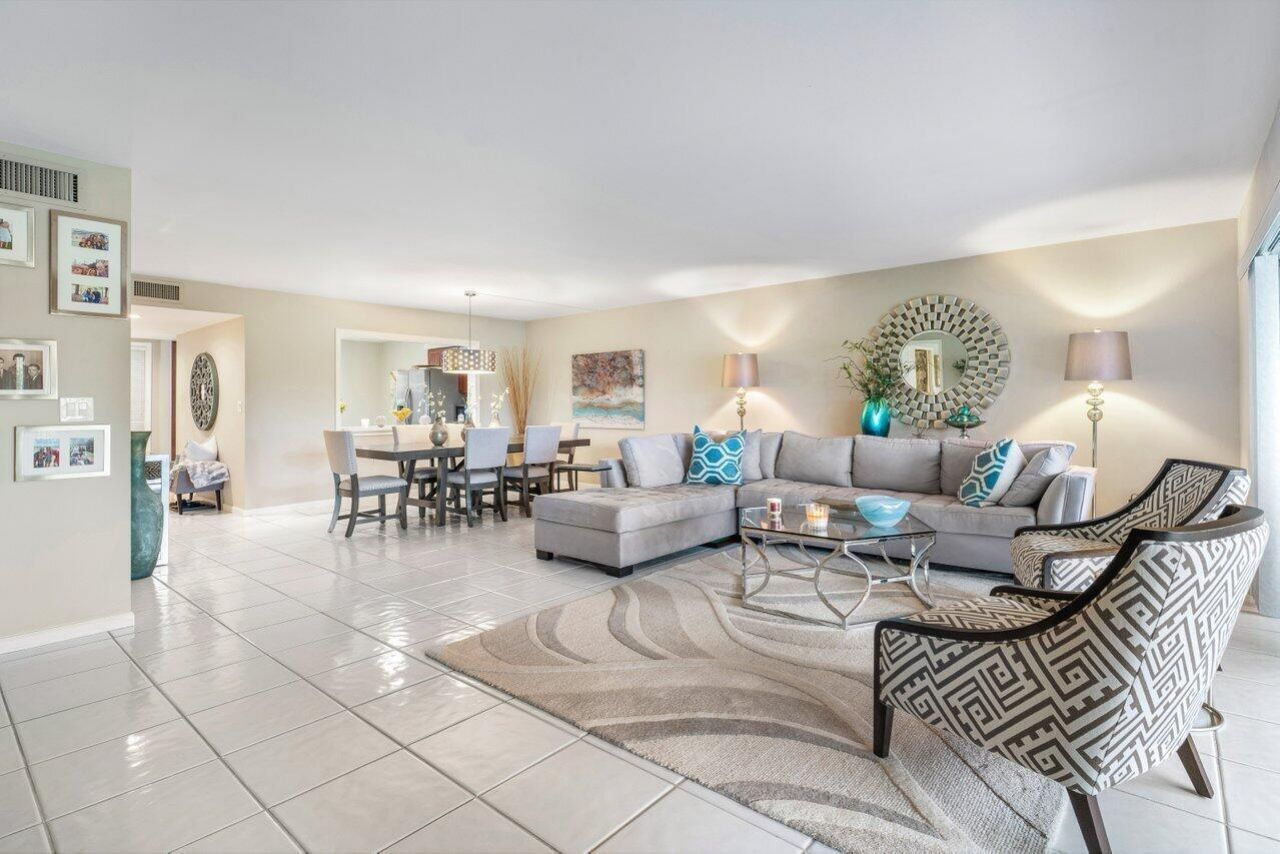 6368 Aspen Glen Circle, Boynton Beach, FL 33437 Photo