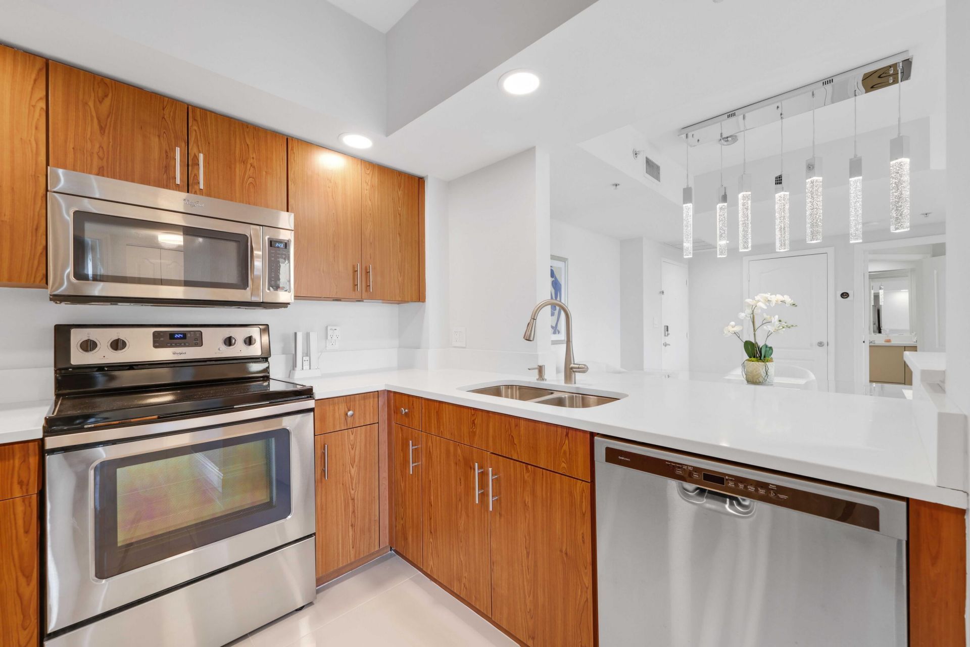 100 N Federal Highway, Fort Lauderdale, FL 33301 Photo