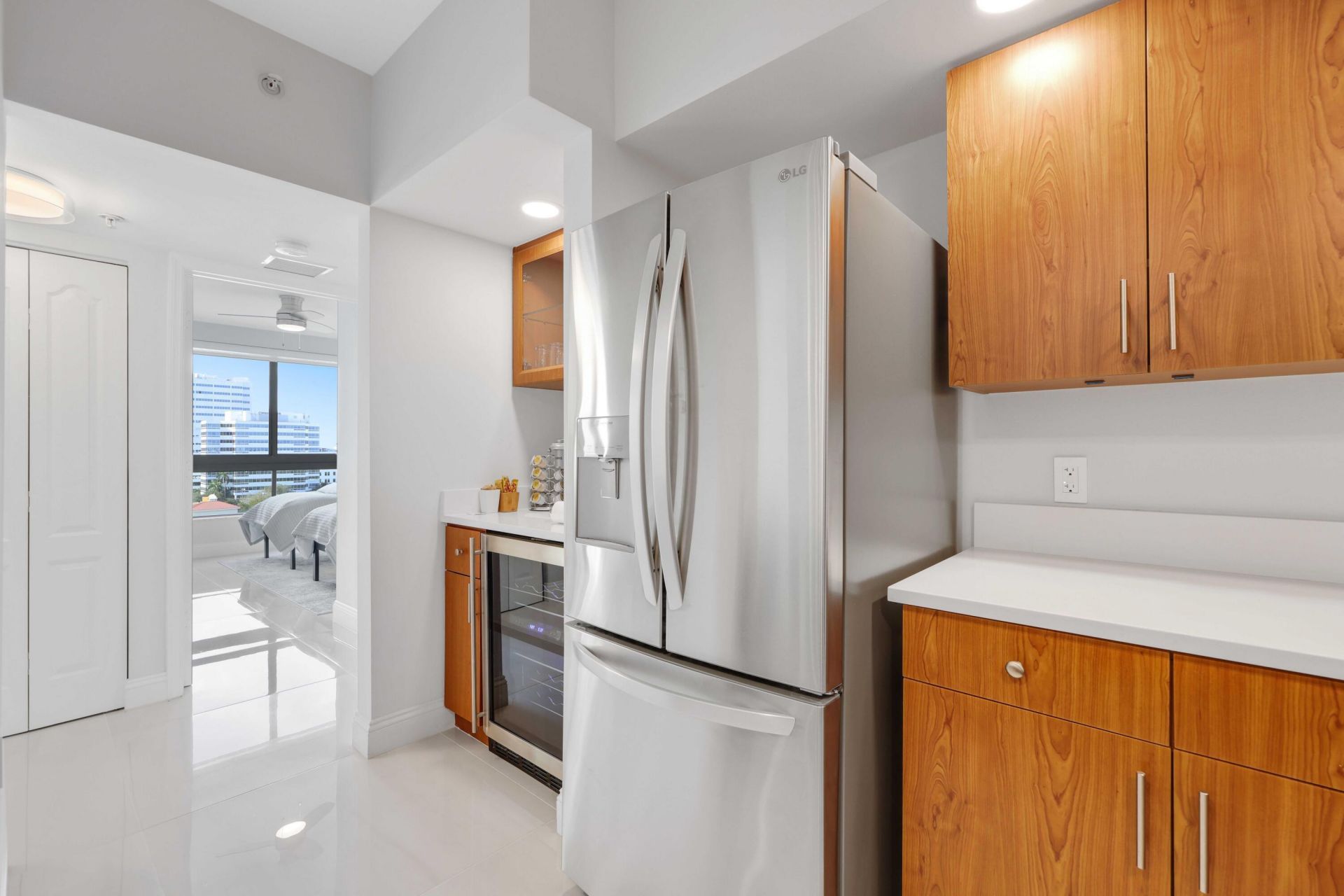 100 N Federal Highway, Fort Lauderdale, FL 33301 Photo