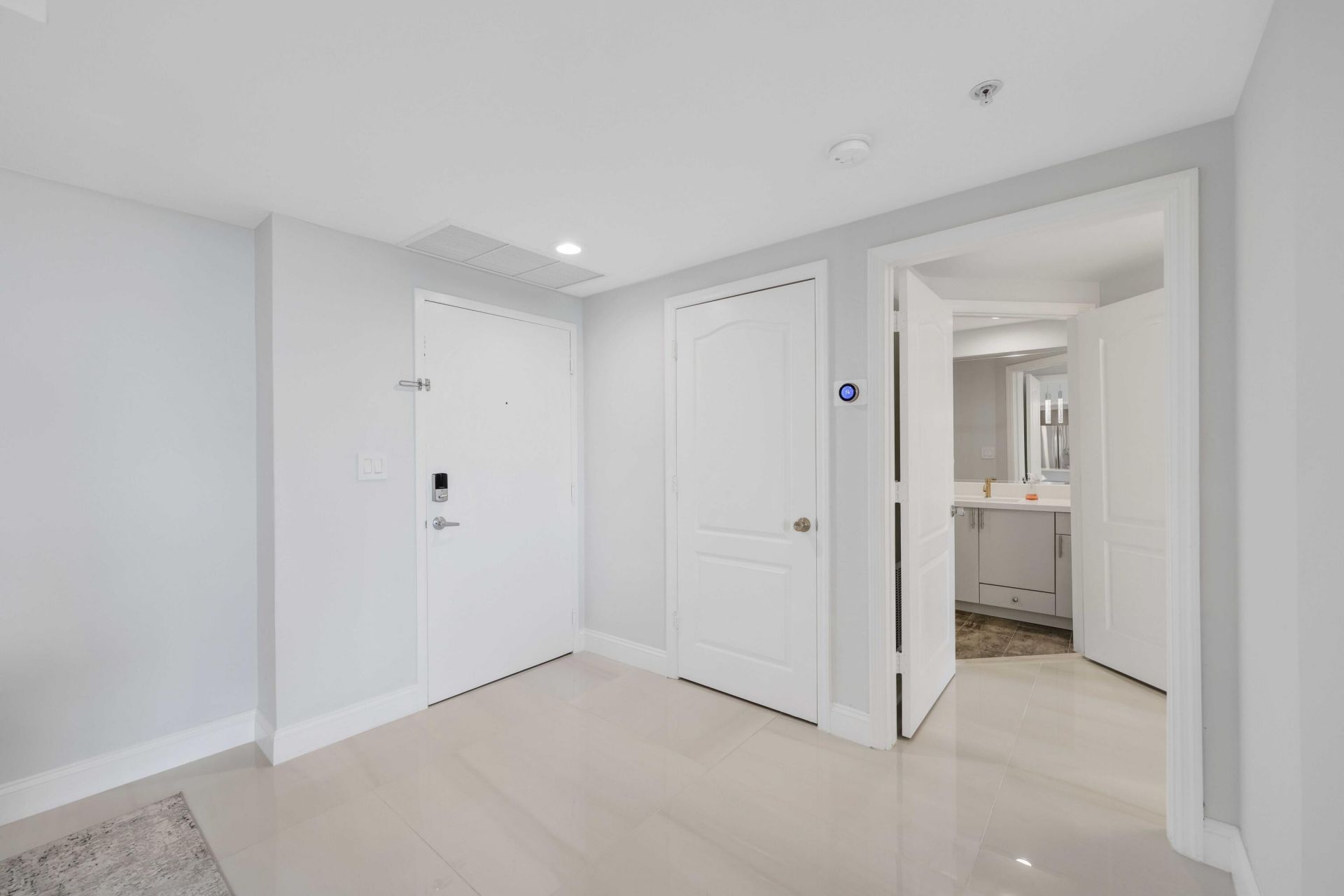 100 N Federal Highway, Fort Lauderdale, FL 33301 Photo