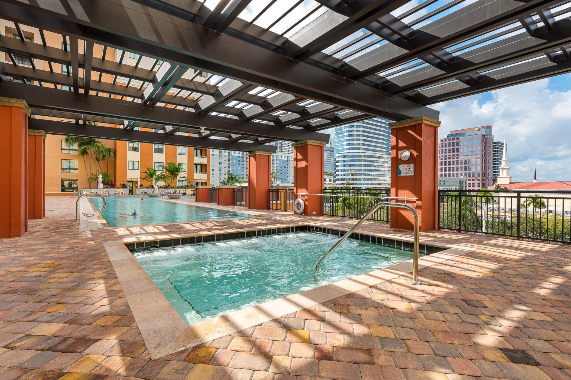 100 N Federal Highway, Fort Lauderdale, FL 33301 Photo