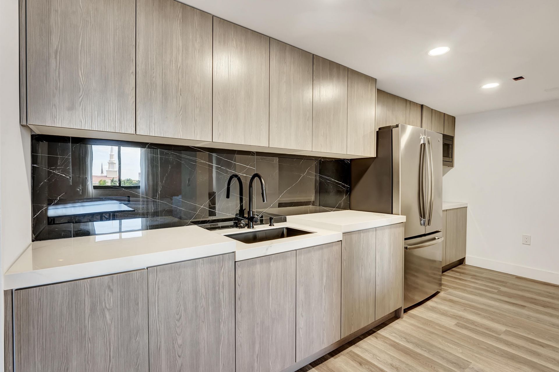 100 N Federal Highway, Fort Lauderdale, FL 33301 Photo