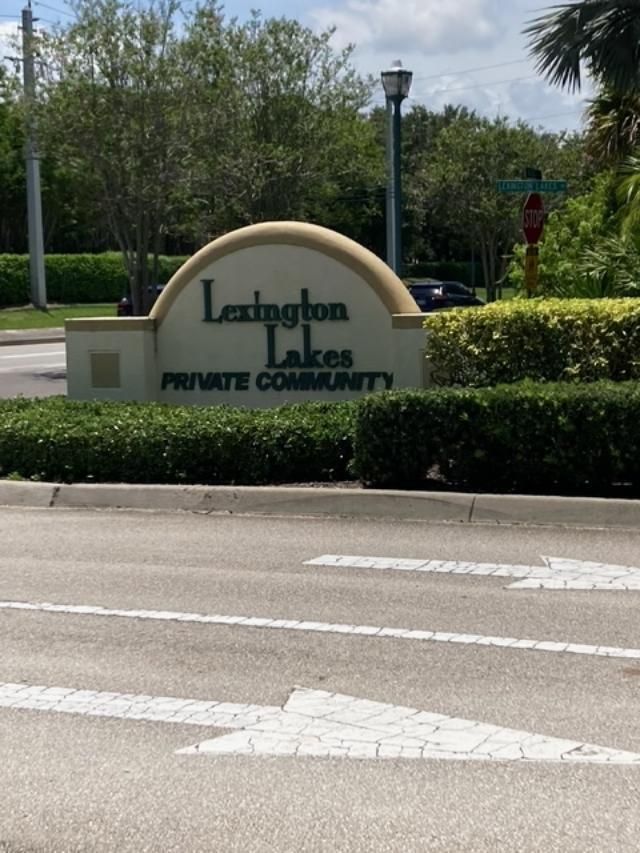 1571 SE Hampshire Way, Unit 102, Stuart, FL 34994 Photo