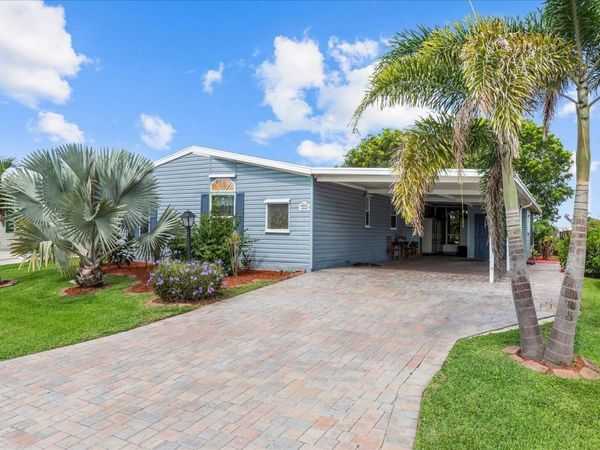 7933 Meadowlark Lane, Port St. Lucie, FL 34952