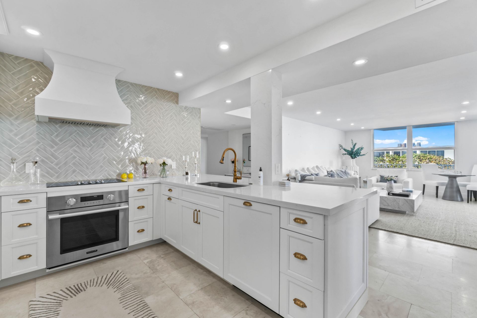 2295 S Ocean Boulevard, Unit 425, Palm Beach, FL 33480 Photo