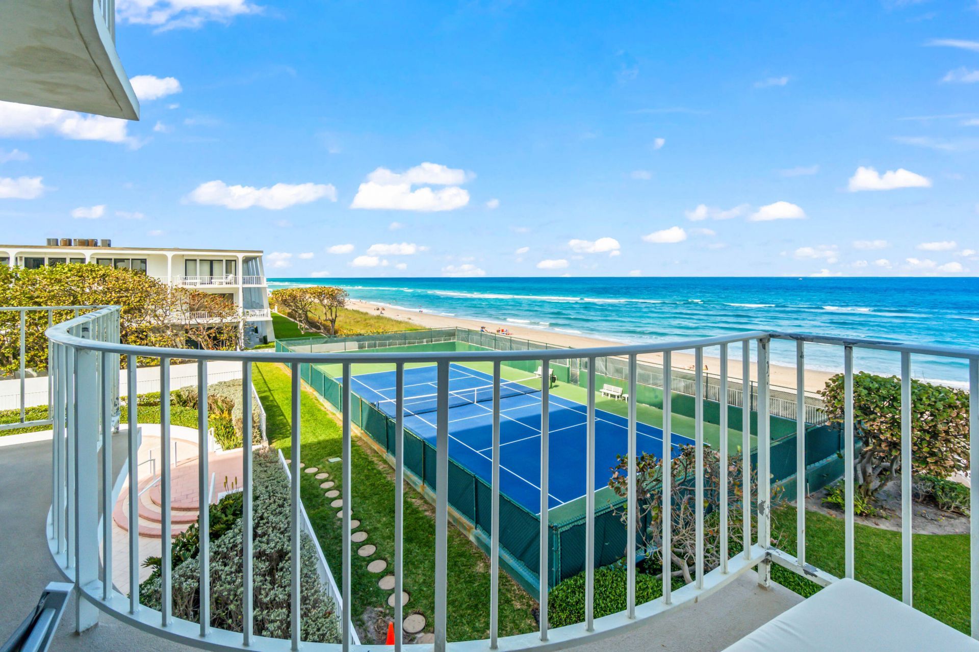 2295 S Ocean Boulevard, Unit 425, Palm Beach, FL 33480 Photo