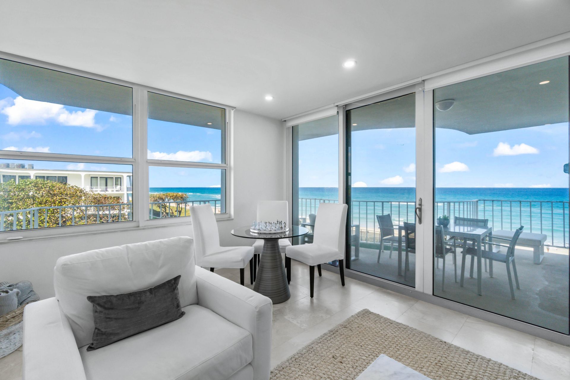 2295 S Ocean Boulevard, Unit 425, Palm Beach, FL 33480 Photo