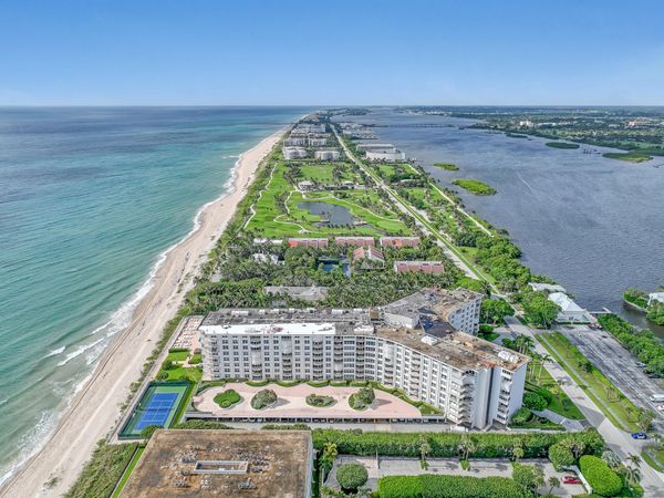 2295 S Ocean Boulevard, Unit 321, Palm Beach, FL 33480