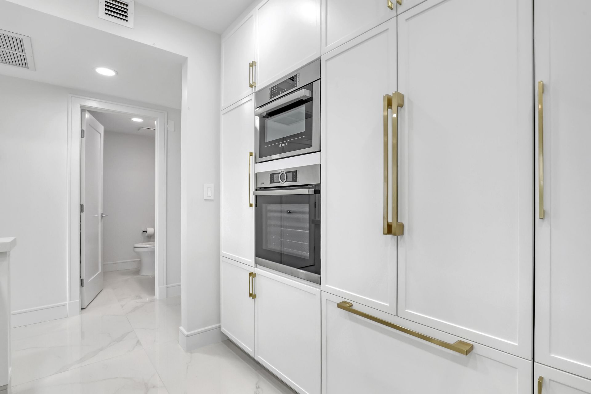 2295 S Ocean Boulevard, Unit 321, Palm Beach, FL 33480 Photo