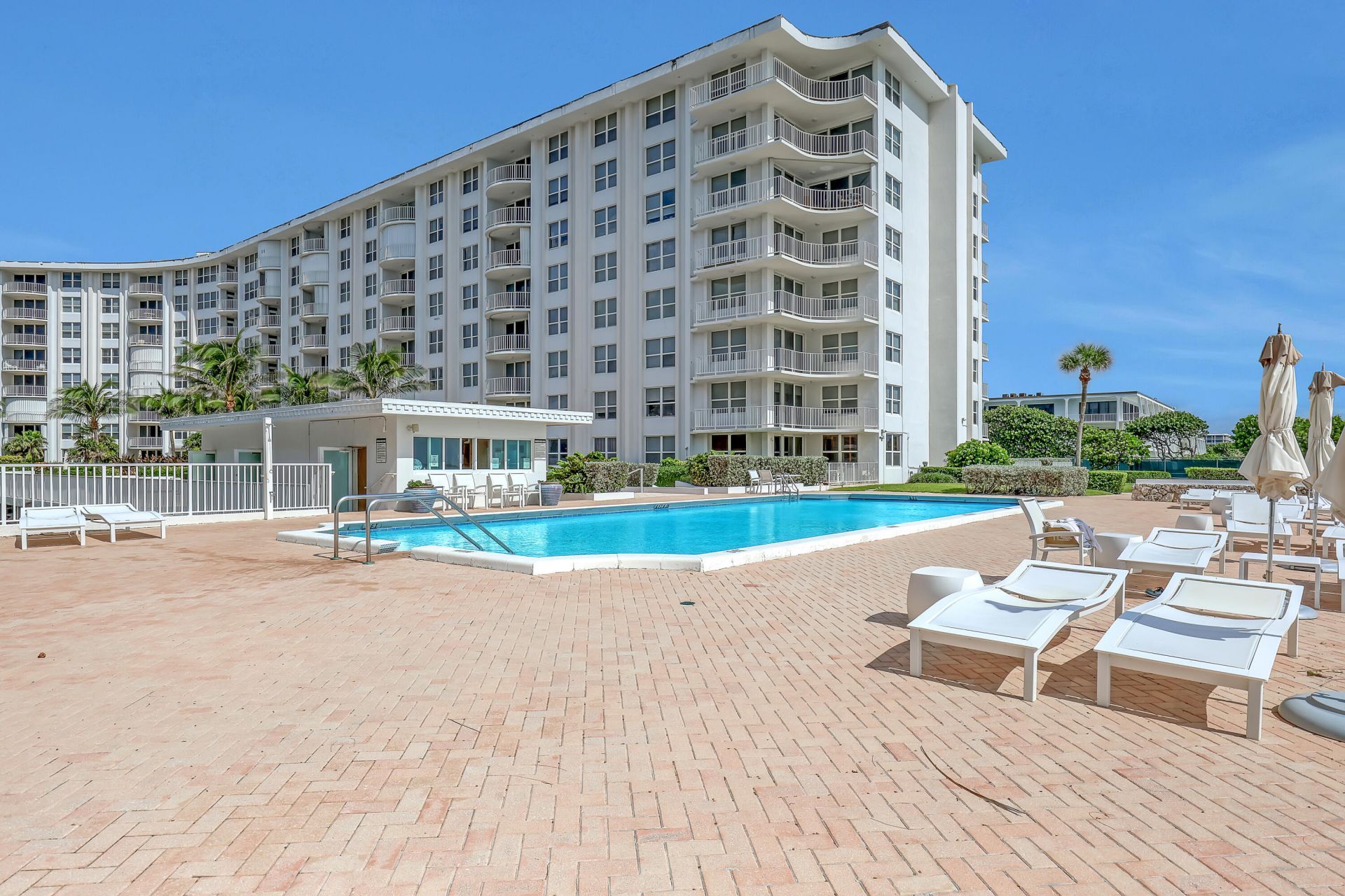 2295 S Ocean Boulevard, Unit 321, Palm Beach, FL 33480 Photo