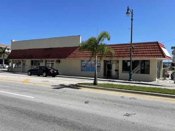 110 S US HIGHWAY 1, Fort Pierce, FL 34982