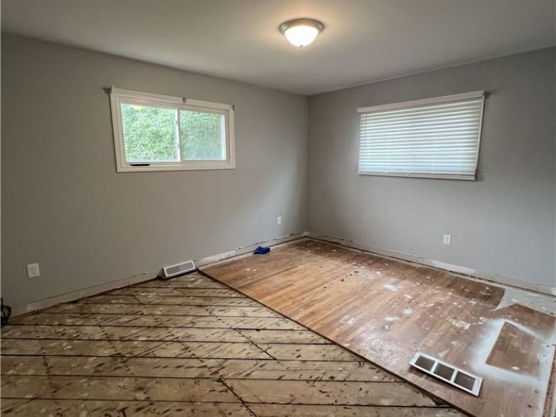 4420 Brookton Road , Warrensville Heights, OH 44128 Photo 19