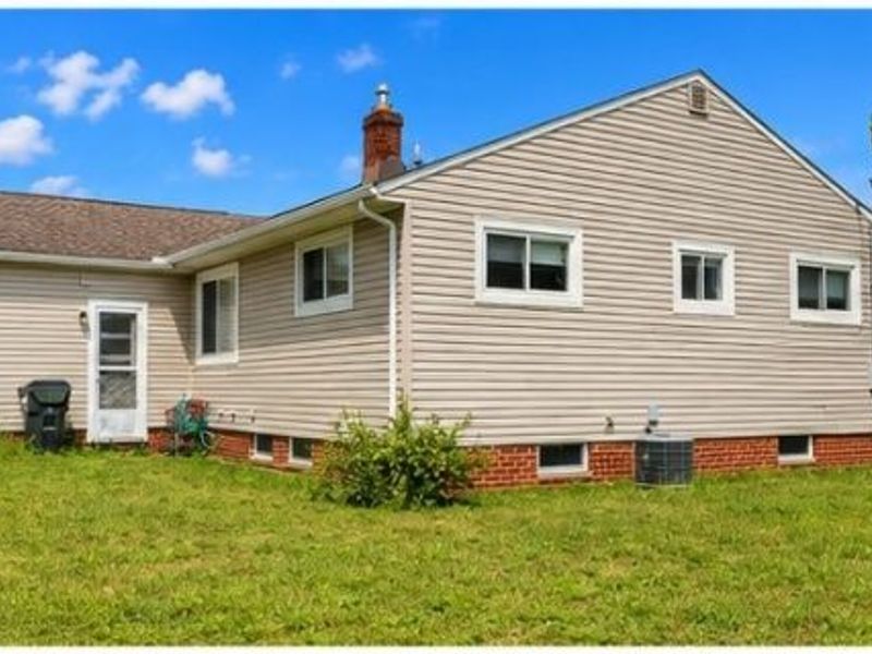 4420 Brookton Road , Warrensville Heights, OH 44128 Photo 3