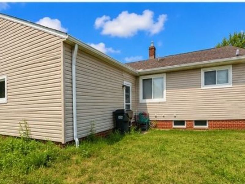 4420 Brookton Road , Warrensville Heights, OH 44128 Photo 4
