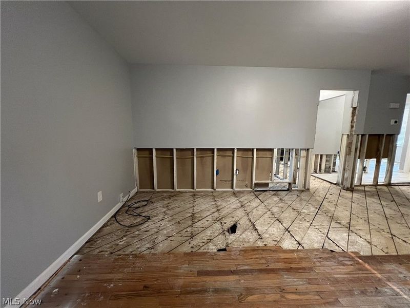 4420 Brookton Road , Warrensville Heights, OH 44128 Photo 5