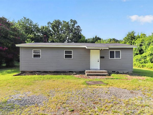 4016 Bearwood Avenue , Charlotte, NC 28205