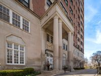 4300 N Marine Drive, Chicago, IL 60613 primary photo