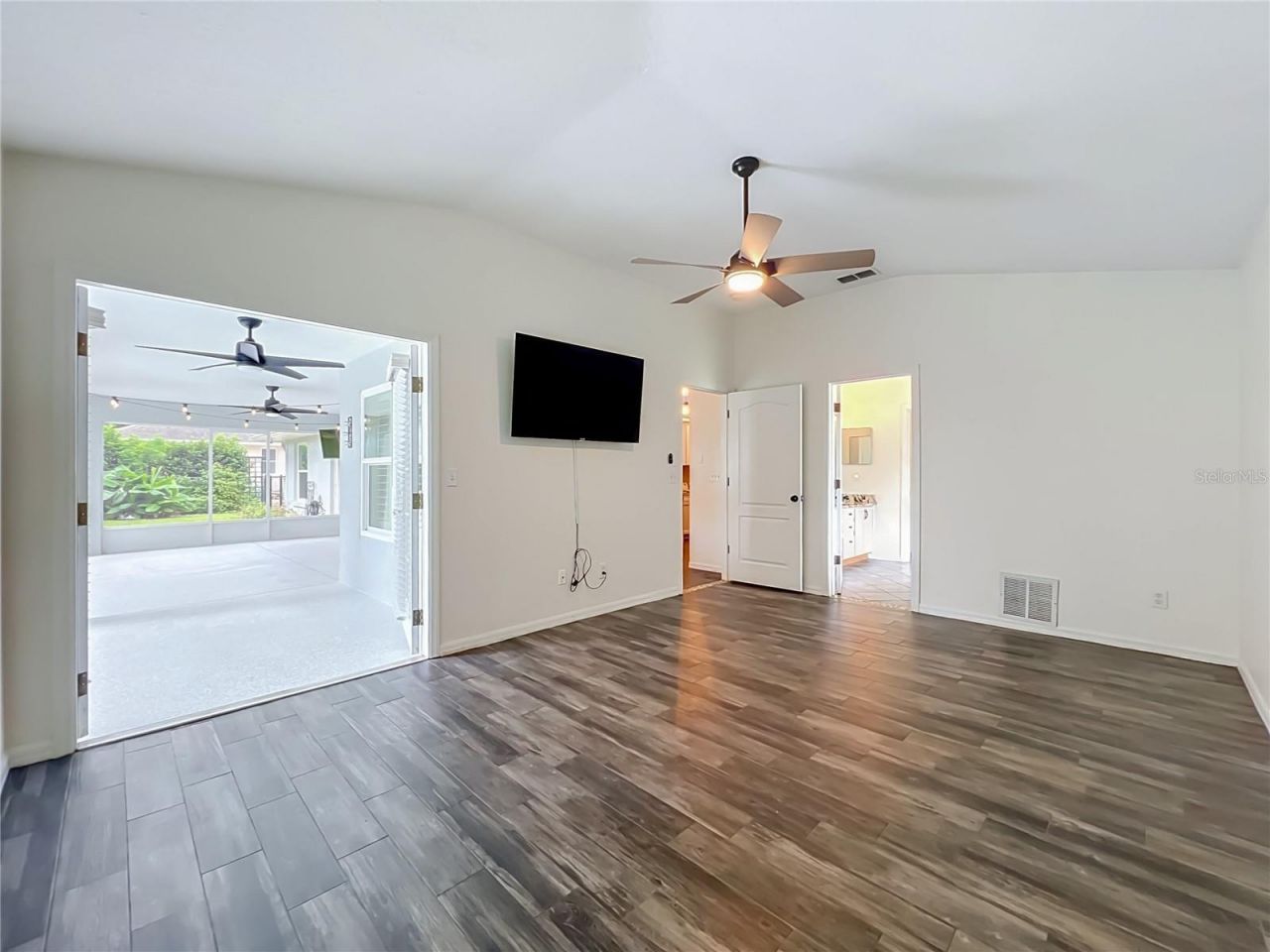 9418 Meadow Crest Lane , Clermont, FL 34711 Photo