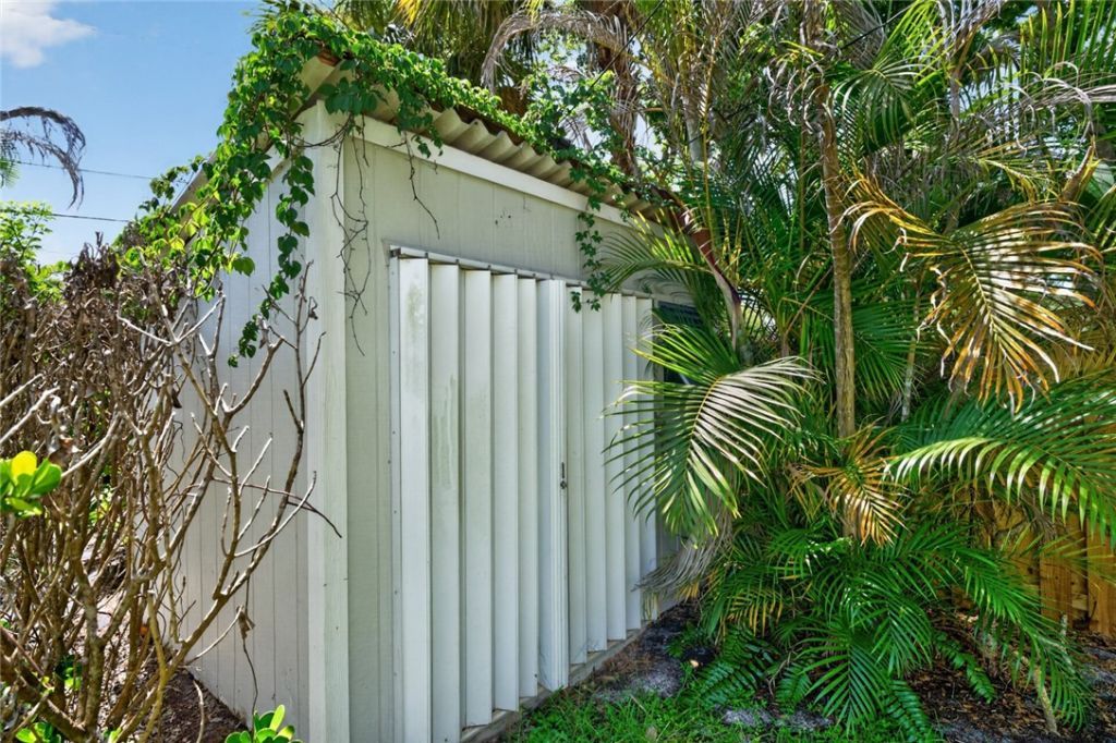 2436 17th Avenue, Vero Beach, FL 32960 Photo