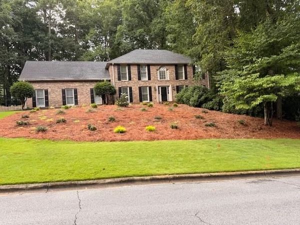 890 Ferncroft Court, Roswell, GA 30075