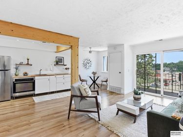 1220 S 120 Street, Unit 301, Omaha, NE 68144