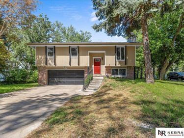 8254 S 50th Street, Bellevue, NE 68157