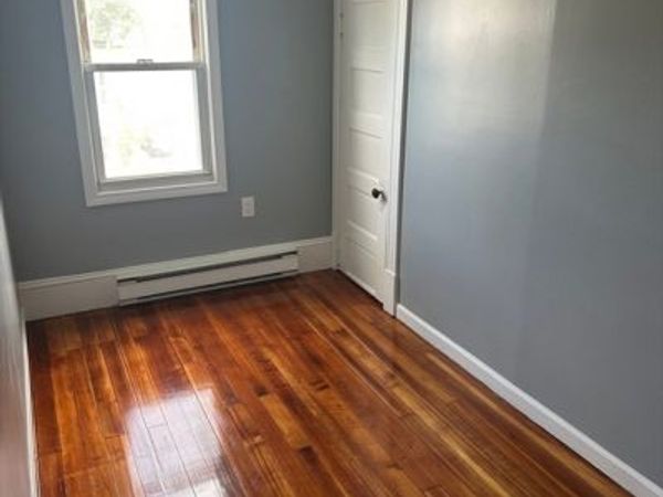 43 Prospect St, Unit 3, Ludlow, MA 01056