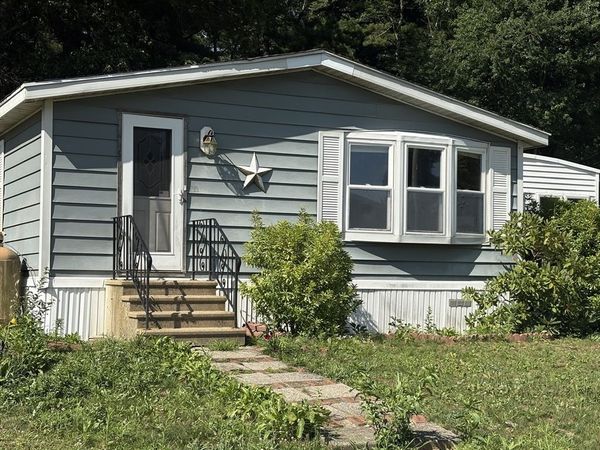 117 Vista Lane, Sturbridge, MA 01566
