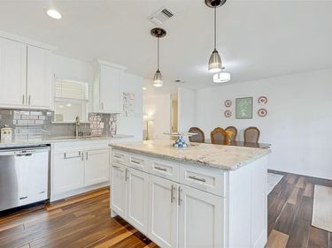 6509 E Lovers Lane, Dallas, TX 75214