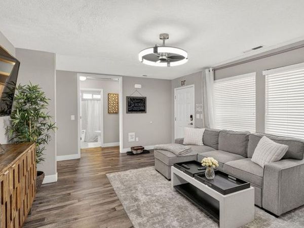 76 E 700 N, La Verkin, UT 84745