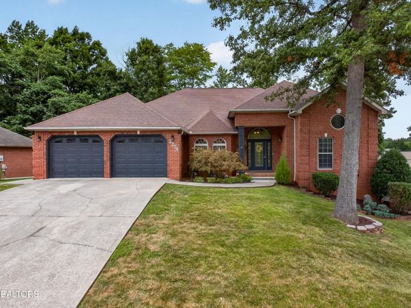 2254 Argonne Drive, Maryville, TN 37804